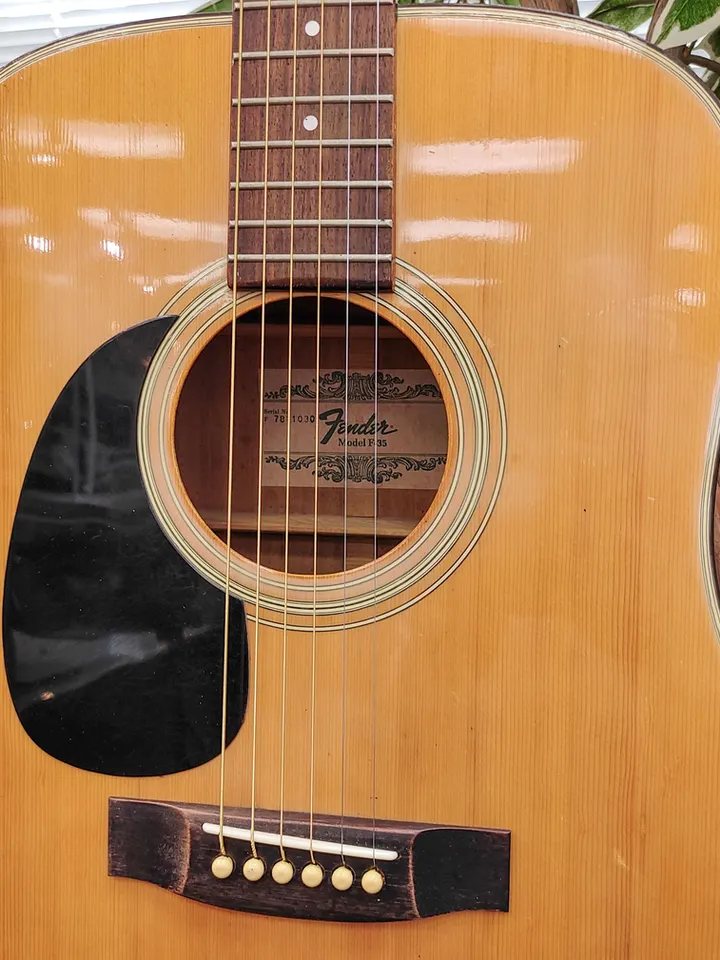 Vintage 1978 Fender F-35 made-in-Japan dreadnought acoustic guitar with natural spruce top, dark back and sides, gig bag