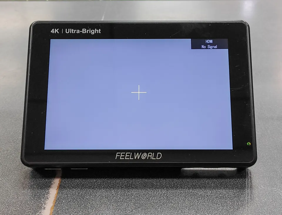 FEELWORLD LUT7S 7-inch touchscreen field monitor with three NP-F batteries