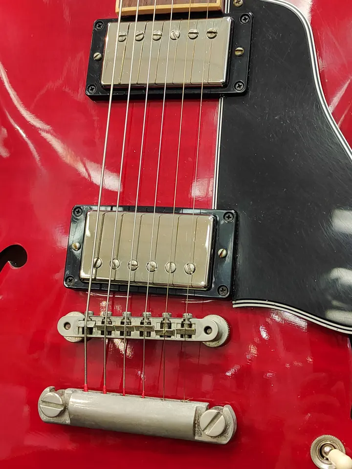 2006 Gibson ES-335 Dot Reissue Cherry semi-hollow guitar with original Gibson hardshell case