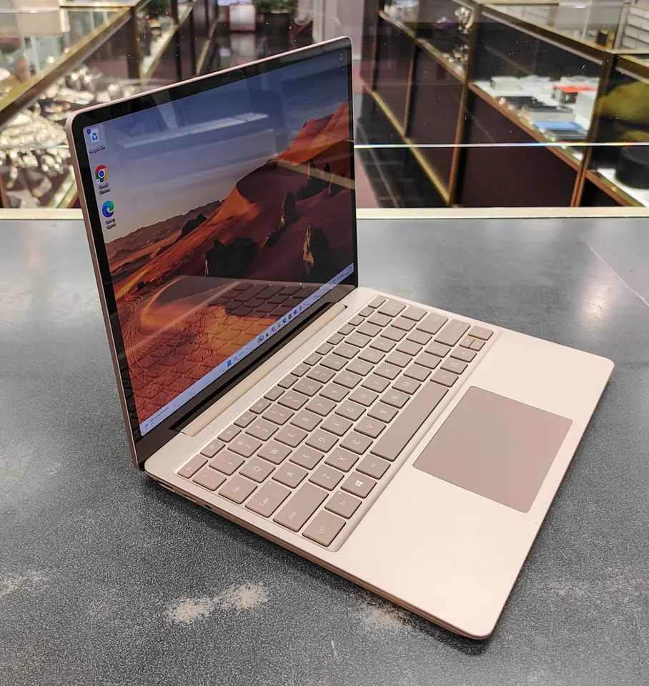 Microsoft Surface Laptop Go 1943 Sandstone touchscreen laptop in excellent condition with Intel Core i5, 8GB RAM, 128GB SSD