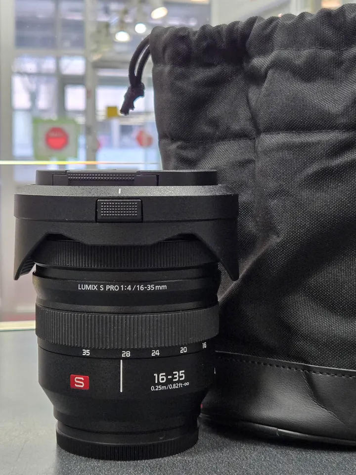 Panasonic Lumix S PRO 16-35mm f/4 L-Mount Wide Zoom (S-R1635)