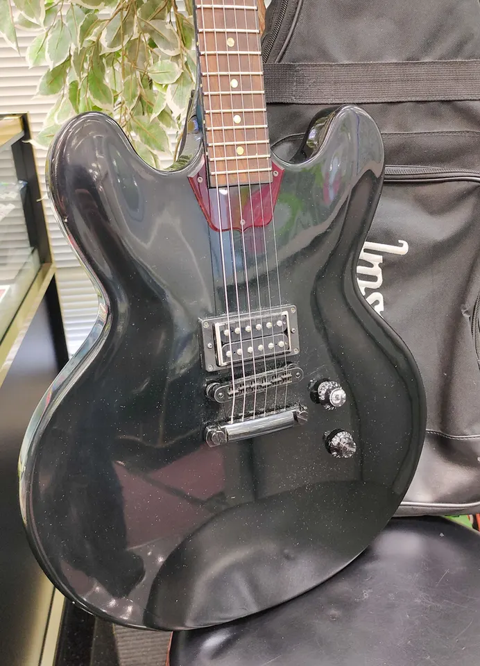 2013 Gibson ES-335 Studio Ebony single-pickup electric guitar with original Gibson gig bag