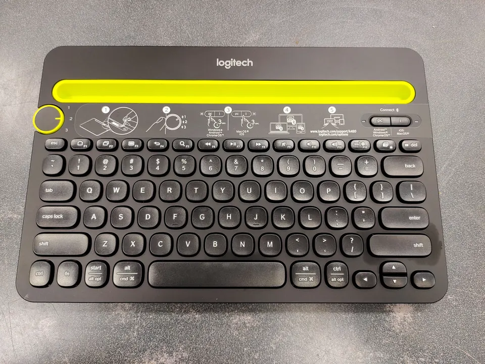Logitech K480 black Bluetooth multi-device keyboard in mint condition with original box